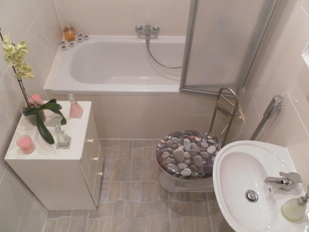 Kudamm Apartment West Central City Berlin Room photo